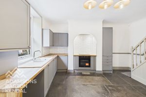 Photo 17- click for photo gallery
